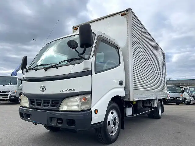 トヨタ トヨエース 小型 アルミバン PB-XZU346 H16の中古トラック画像1