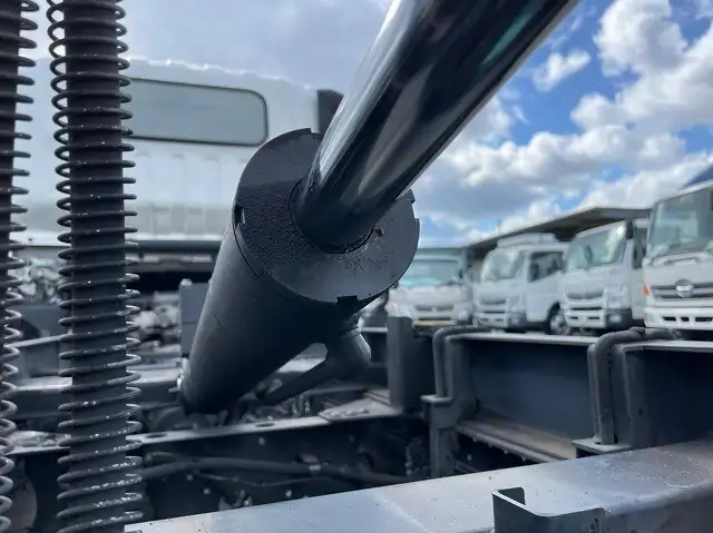いすゞ エルフ 小型 車両重機運搬 ラジコン ウインチの中古トラック画像9