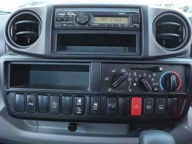 トヨタ ダイナ 小型 平ボディ 床鉄板 2RG-XZC605の中古トラック画像像17