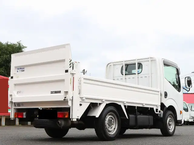 日産 アトラス 小型 平ボディ パワーゲート 床鉄板の中古トラック画像3