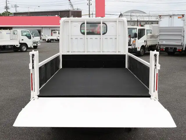 日産 アトラス 小型 平ボディ パワーゲート 床鉄板の中古トラック画像7