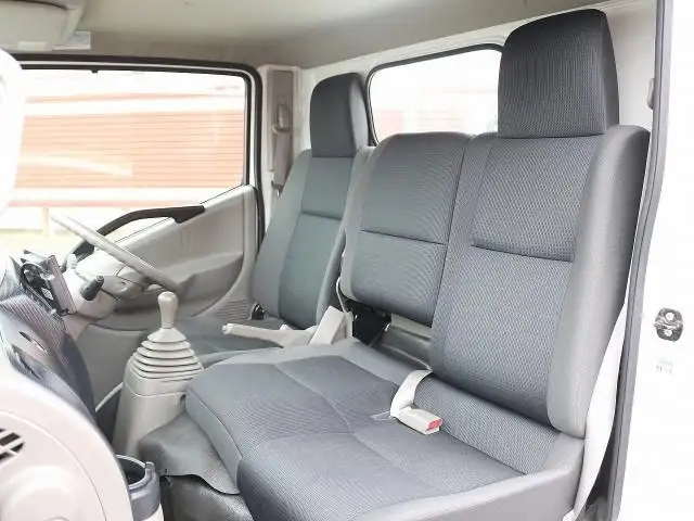 日産 アトラス 小型 平ボディ パワーゲート 床鉄板の中古トラック画像11