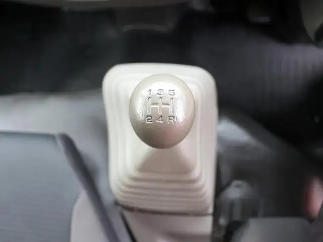 日産 アトラス 小型 平ボディ パワーゲート 床鉄板の中古トラック画像12