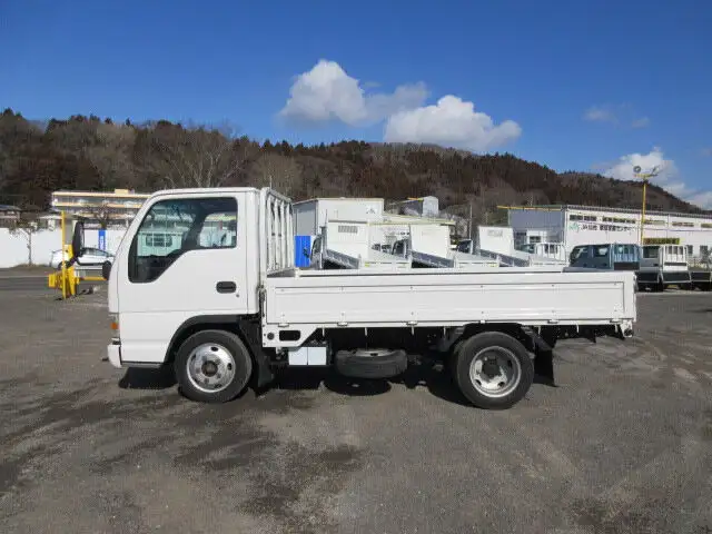 いすゞ エルフ 小型 平ボディ 床鉄板 KR-NKR81EAの中古トラック画像5