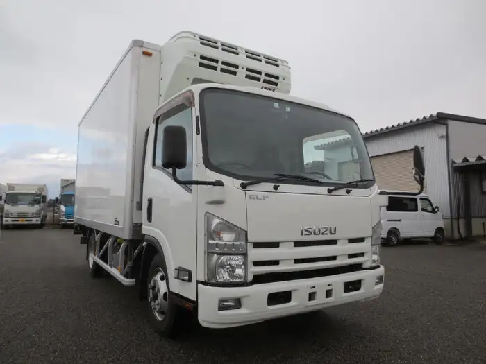 いすゞ エルフ 小型 冷凍冷蔵 低温 パワーゲートの中古トラック画像3