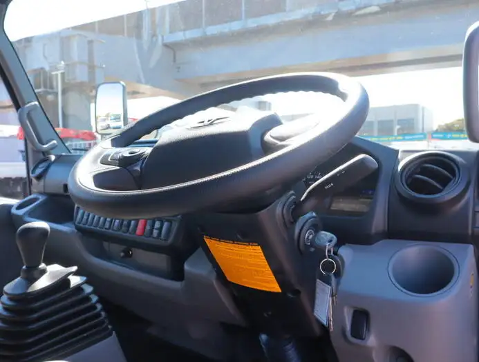 トヨタ ダイナ 小型 平ボディ 2PG-XZU655 R4の中古トラック画像11