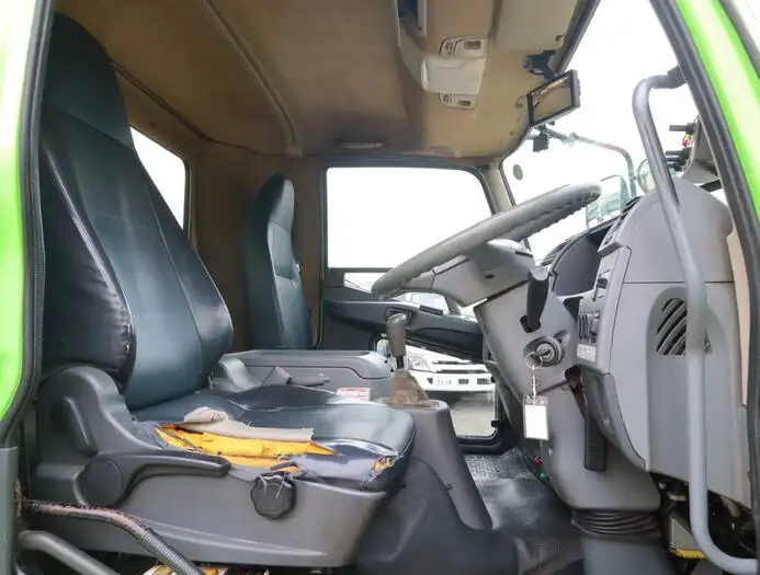 三菱 ファイター 中型/増トン パッカー車 プレス式 PDG-FK71Rの中古トラック画像13
