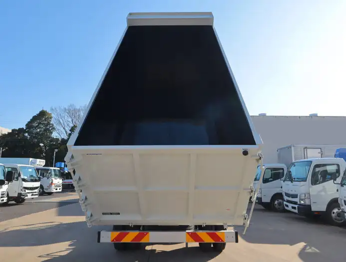 三菱 ファイター 中型/増トン ダンプ 土砂禁 2KG-FK72Fの中古トラック画像10