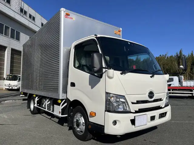 日野 デュトロ 小型 アルミバン パワーゲート サイドドアの中古トラック画像2