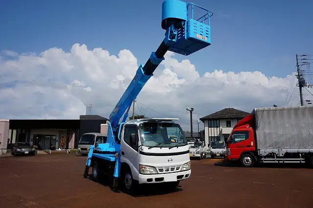 日野 デュトロ 小型 高所・建柱車 高所作業車 PB-XZU301Eの中古トラック画像6
