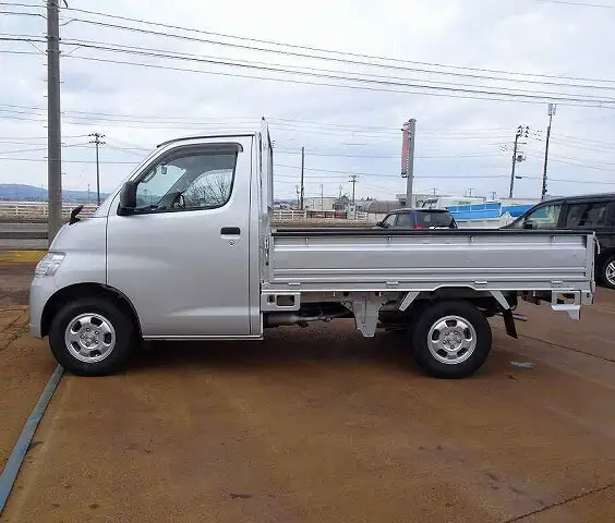 トヨタ タウンエース 小型 平ボディ DBF-S412U H30の中古トラック画像2