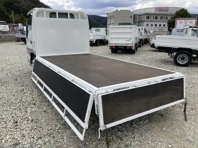 いすゞ エルフ 小型 平ボディ KK-NHR69EA H10の中古トラック画像6