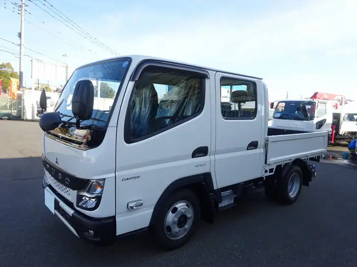 三菱 キャンター 小型 平ボディ Wキャブ 2RG-FBA20 の中古トラック【車両No.141339】