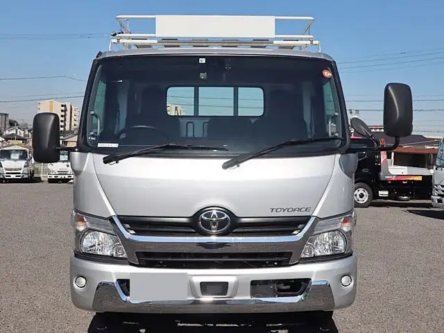 トヨタ トヨエース 小型 平ボディ TKG-XZC710 H29の中古トラック画像2