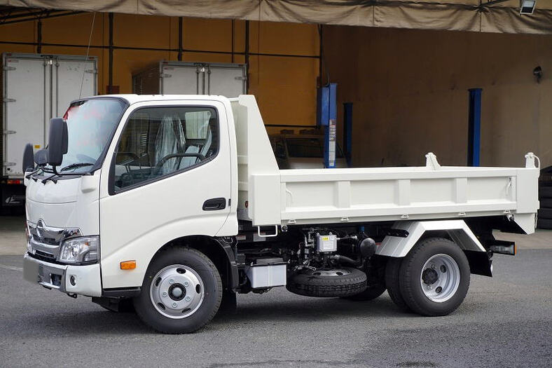 日野 デュトロ 小型 ダンプ 10尺 2RG-XZU600T