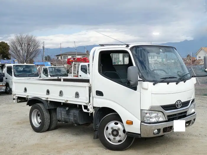 トヨタ ダイナ 小型 平ボディ カスタム TKG-XZC605の中古トラック画像4