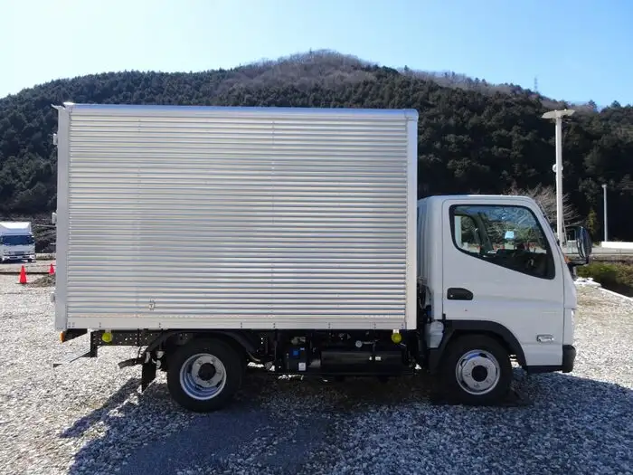 三菱 キャンター 小型 アルミバン 2RG-FBA20 R4の中古トラック画像2