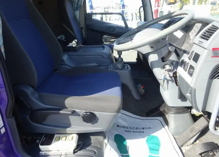 三菱 ファイター 中型/増トン パッカー車 プレス式 ベッドの中古トラック画像像17