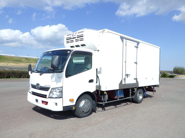 日野 デュトロ 小型 冷凍冷蔵 ワイドロング TKG-XZU712M