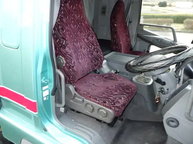 三菱 ファイター 中型/増トン ウイング ベッド KL-FK61FLYの中古トラック画像10