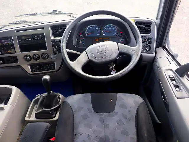 日産UD コンドル 中型/増トン アルミバン パワーゲート 床鉄板の中古トラック画像12