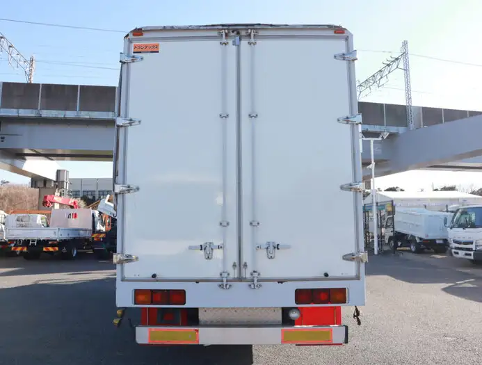 日野 レンジャー 中型/増トン ウイング 幌ウイング ベッドの中古トラック画像4