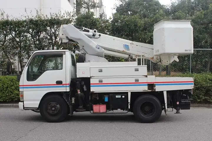 いすゞ エルフ 小型 高所・建柱車 高所作業車 電工仕様の中古トラック画像5