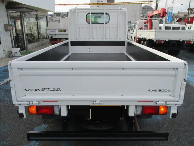 日産 アトラス 小型 平ボディ CBF-SQ2F24 H28の中古トラック画像3