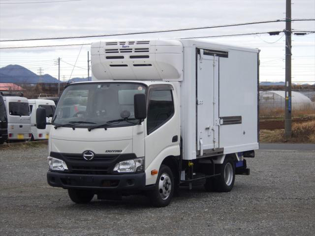 日野 デュトロ 小型 冷凍冷蔵 10尺 TKG-XZC605M