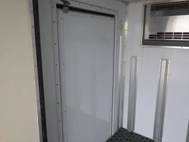 日野 デュトロ 小型 冷凍冷蔵 低温 スタンバイの中古トラック画像8