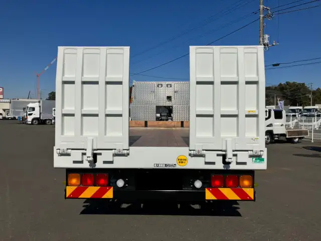三菱 ファイター 中型/増トン 車両重機運搬 ラジコン ウインチの中古トラック画像3