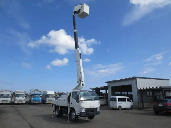 いすゞ エルフ 小型 高所・建柱車 高所作業車 電工仕様の中古トラック画像8