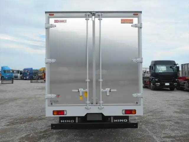 日野 デュトロ 小型 ウイング 2RG-XZU712M R4の中古トラック画像7