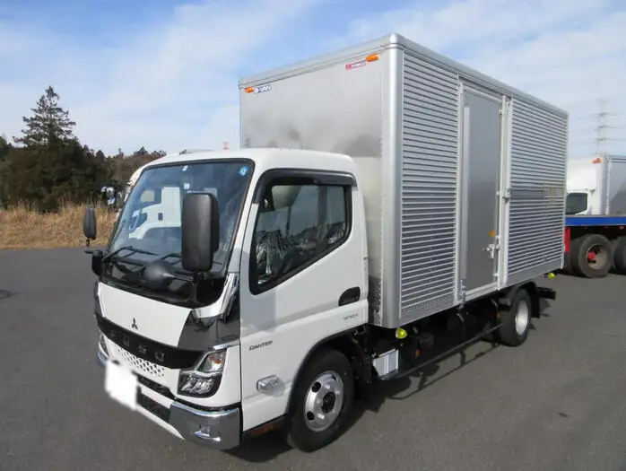 三菱 キャンター 小型 アルミバン サイドドア 2RG-FEA20 の中古トラック【車両No.142001】