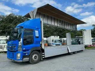 いすゞ ギガ 大型 ウイング エアサス ベッドの中古トラック画像6