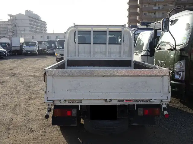 日野 デュトロ 小型 平ボディ Wキャブ 床鉄板の中古トラック画像4