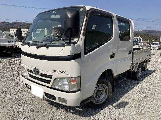 トヨタ トヨエース 小型 平ボディ Wキャブ ADF-KDY231 の中古トラック【車両No.142145】