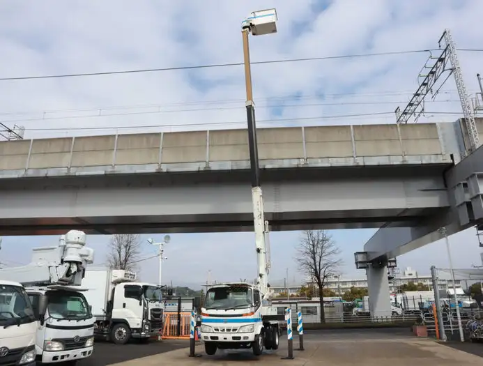 トヨタ ダイナ 小型 高所・建柱車 高所作業車 電工仕様の中古トラック画像7