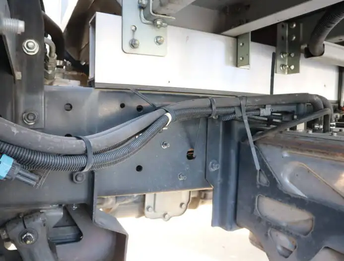 日産UD コンドル 中型/増トン ウイング エアサス TKG-MK38Cの中古トラック画像18