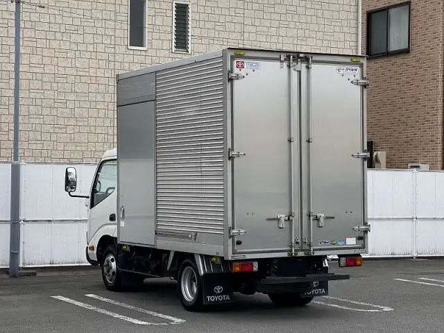 トヨタ ダイナ 小型 アルミバン サイドドア TKG-XZC605の中古トラック画像3