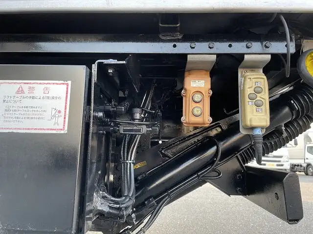 いすゞ エルフ 小型 アルミバン パワーゲート TRG-NLR85ANの中古トラック画像18