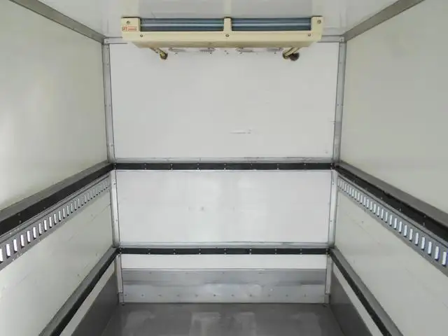 トヨタ トヨエース 小型 冷凍冷蔵 低温 床ステンの中古トラック画像8