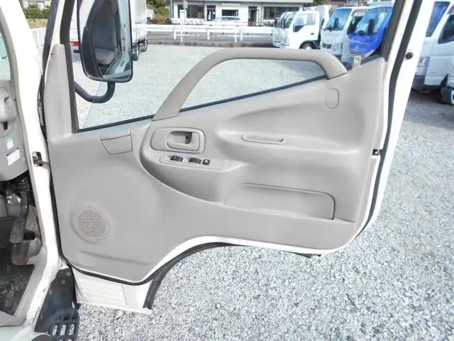トヨタ トヨエース 小型 冷凍冷蔵 低温 床ステンの中古トラック画像16