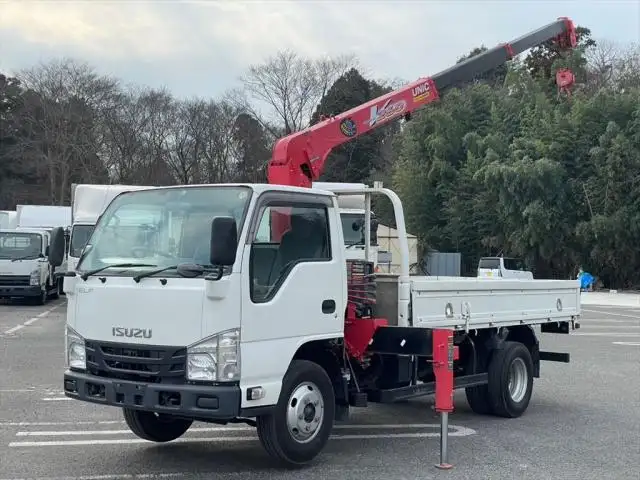 いすゞ エルフ 小型 クレーン付 3段 ラジコンの中古トラック画像1