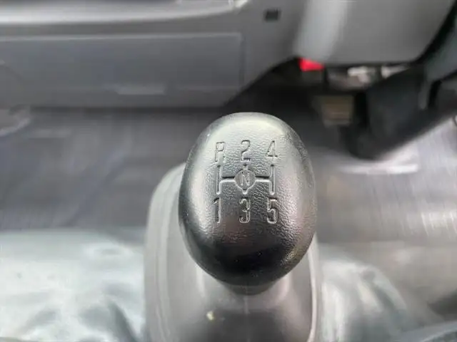 いすゞ エルフ 小型 平ボディ TKG-NJR85A H26の中古トラック画像16