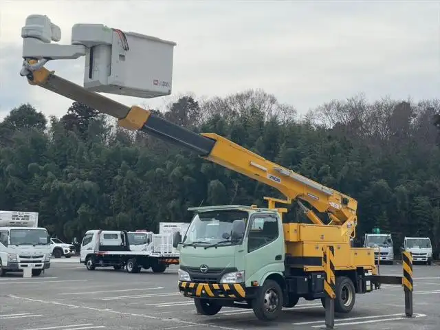日野 デュトロ 小型 高所・建柱車 高所作業車 電工仕様の中古トラック画像1