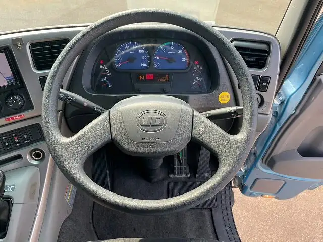 日産UD クオン 大型 トラクター ハイルーフ 1デフの中古トラック画像13