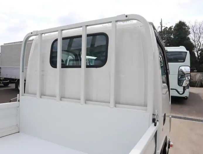マツダ タイタン 小型 平ボディ 床鉄板 2RG-LHR88Aの中古トラック画像8