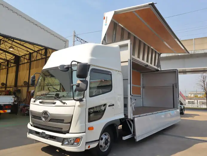 日野 レンジャー 中型/増トン ウイング パワーゲート エアサスの中古トラック画像1