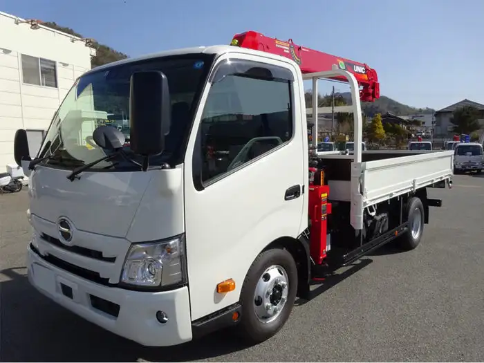 日野 デュトロ 小型 クレーン付 4段 ラジコン の中古トラック【車両No.142373】